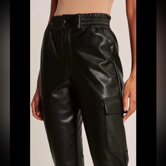 Abercrombie vegan faux leather joggers - Picture 5 of 9